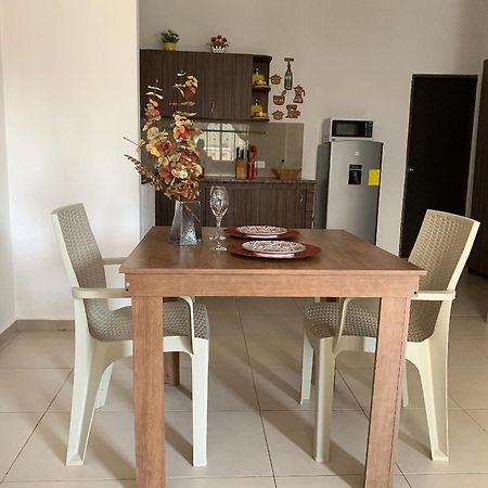 Los Soles Suite Mall Del Sol Guayaquil Airport 외부 사진